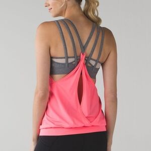 Lululemon Nouveau Limits Tank in Flash Light Pink / Gray - Size 10